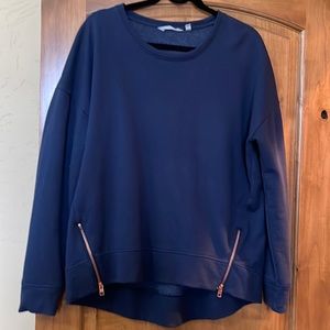 Hardly worn Athleta crew neck sweatshirt with rose gold zippers